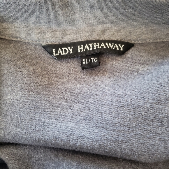 Lady Hathaway sweater/jacket - Picture 4 of 5